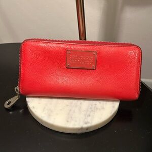 Vintage Marc by Marc Jacobs Vibrant Red Leather wallet